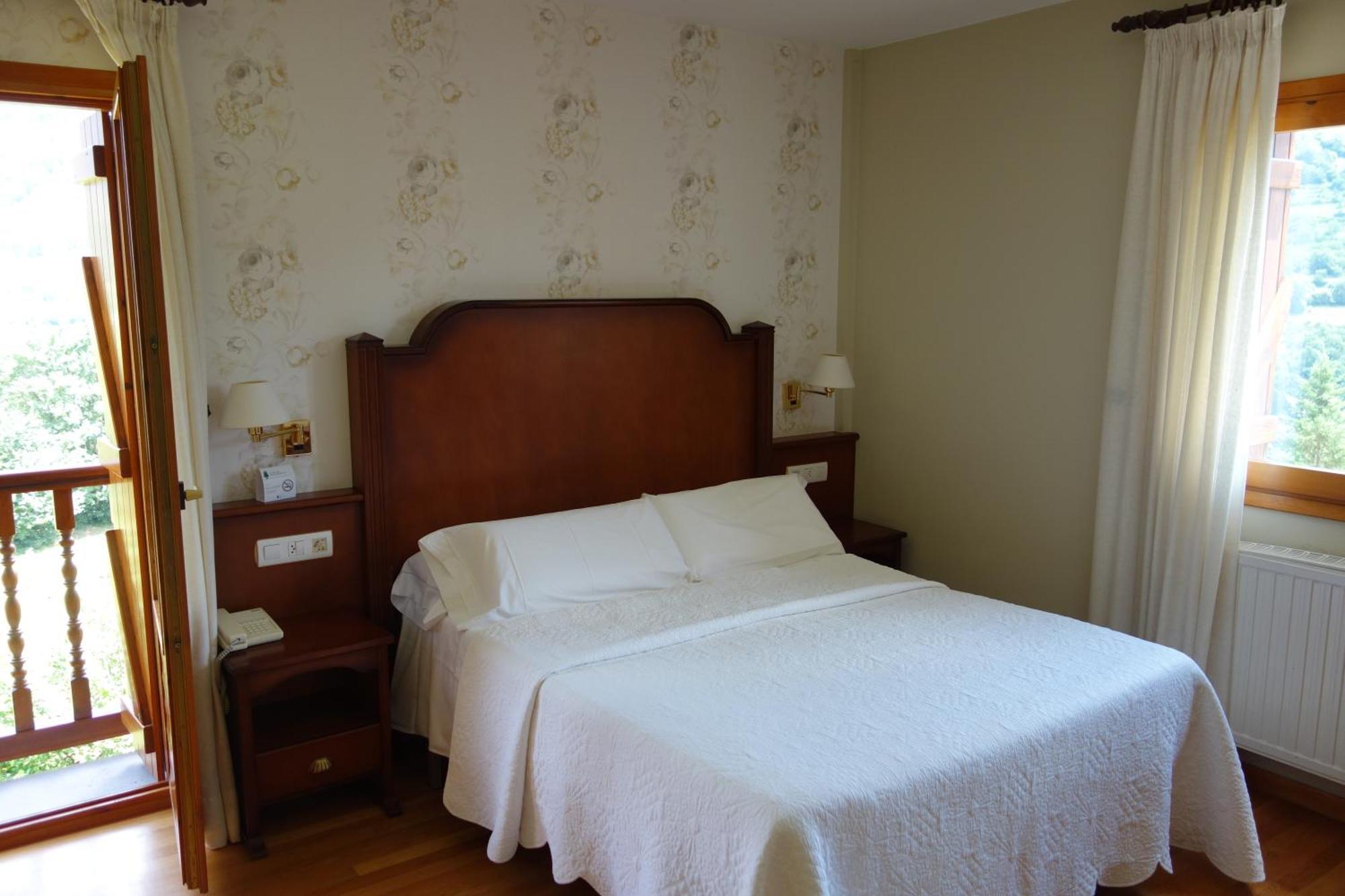 Hotel Abetos Torla Bagian luar foto