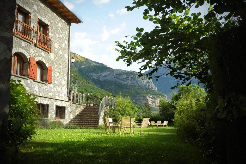Hotel Abetos Torla Bagian luar foto