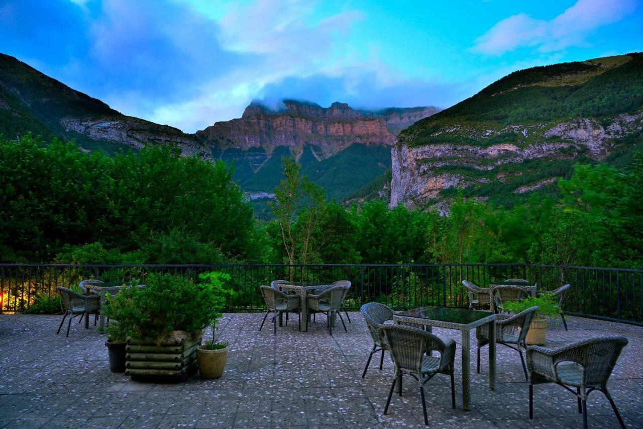 Hotel Abetos Torla Bagian luar foto